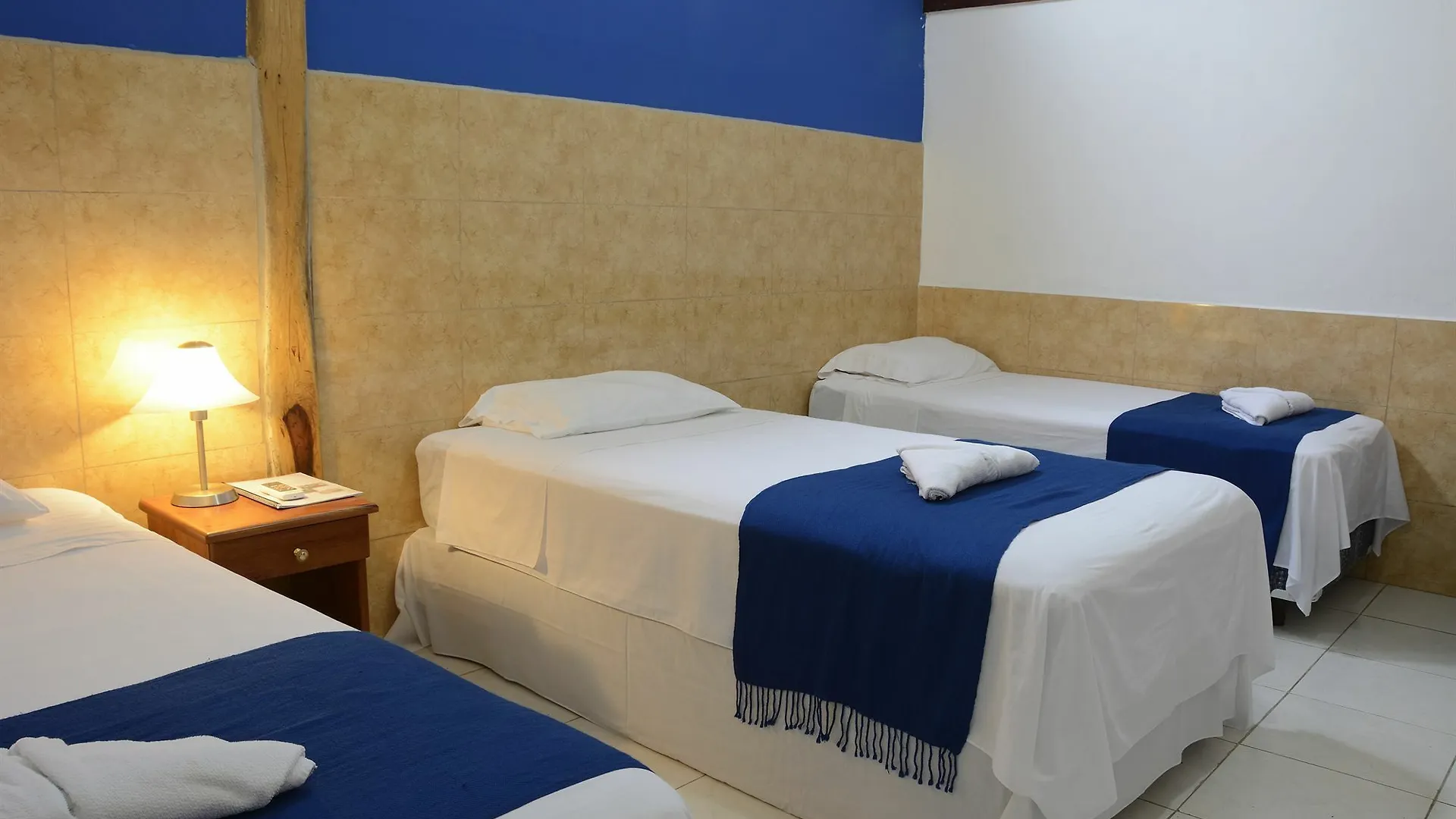 Aquamarine Galapagos Hotel Puerto Ayora  2*, Puerto Ayora (Galapagos Islands)